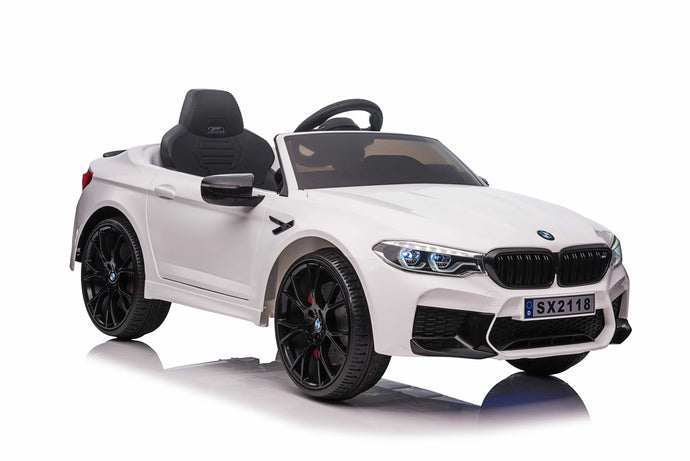 NEW 2022 BMW M5 12V KIDS RIDE ON CAR IN WHITE AT CARZ 4 KIDZ LEEDS