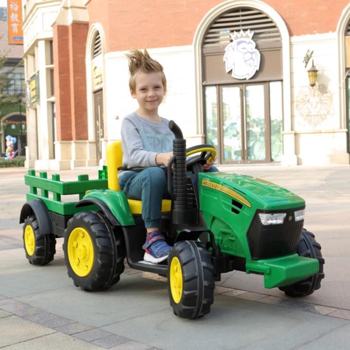 HB tractor with Trailer - Green
